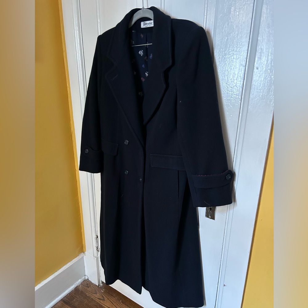 VINTAGE Classic Navy Women's Double Breasted Wool Coat